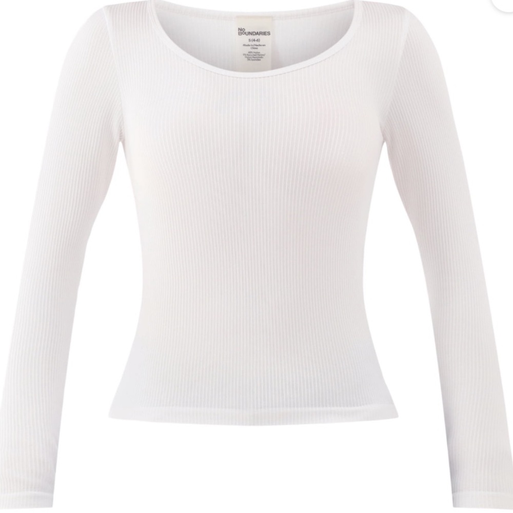 NWT No Boundaries long Sleeve Shirts
I have 41 NWT Tops